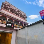 Hotel O Fantasy Stay Classic