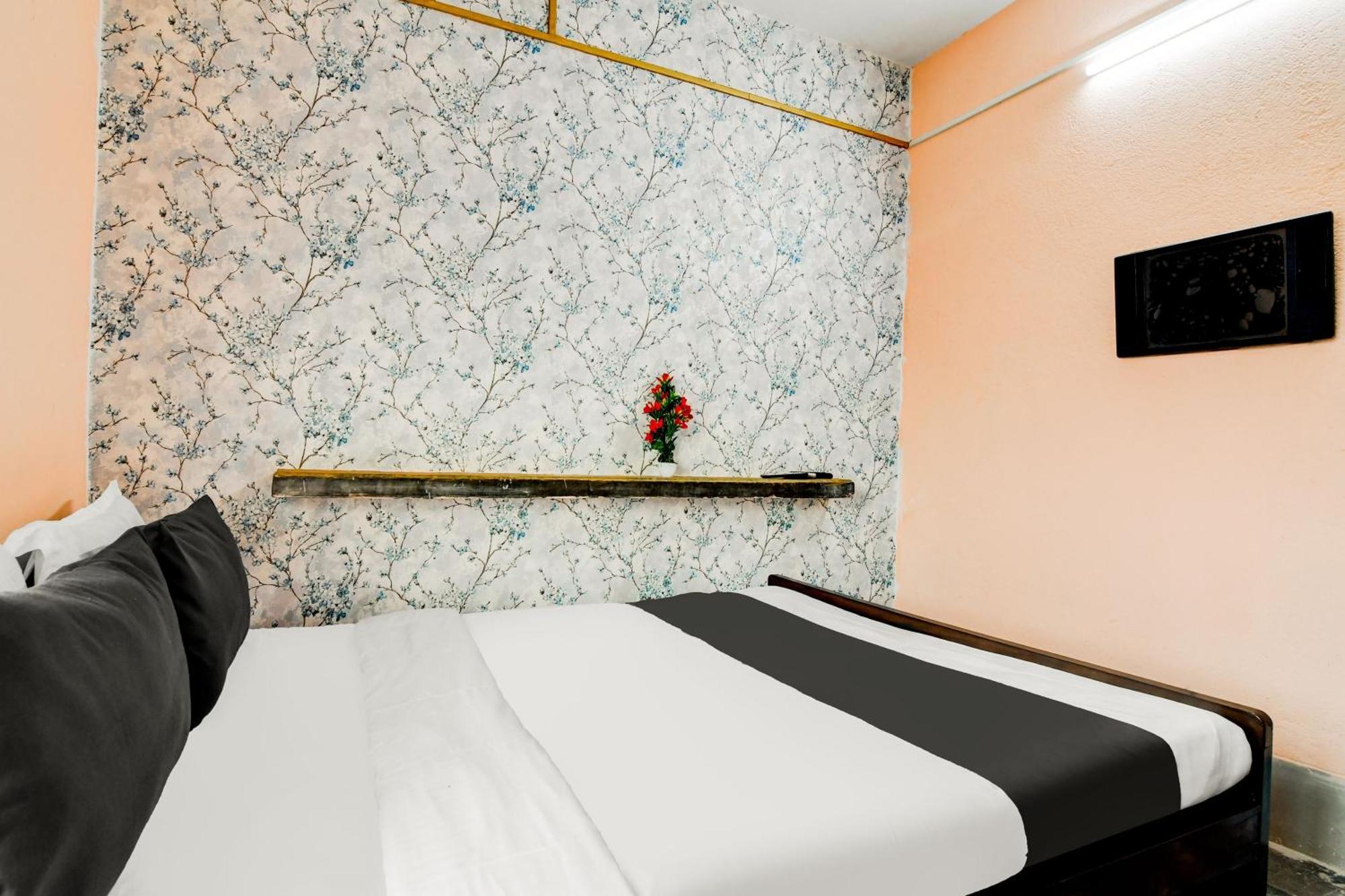 O Fantasy Classic Hotel Kolkata